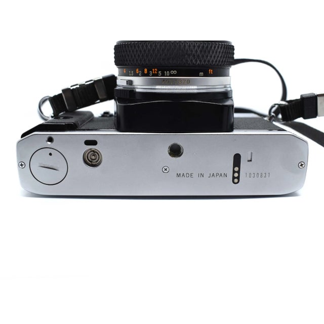 Metal 1980's Olympus Omg 35mm Film Camera Japan For Sale - Image 7 of 10