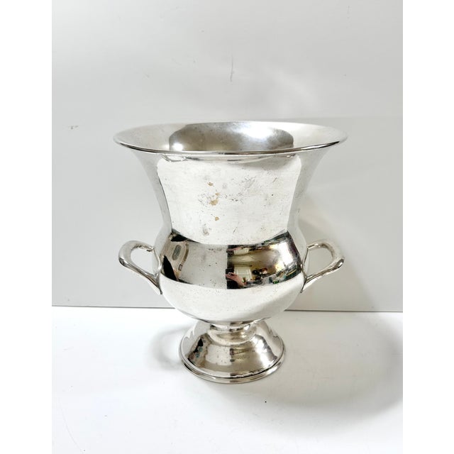 Leonard Vintage Silverplate Wine Cooler / Champagne Bucket – Footed Double Handle Ice Bucket – Classic Barware Entertaining Piece For Sale - Image 4 of 8
