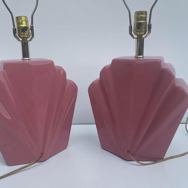 1980s Postmodern Deco Scalloped Table Lamps For Sale - Image 4 of 11