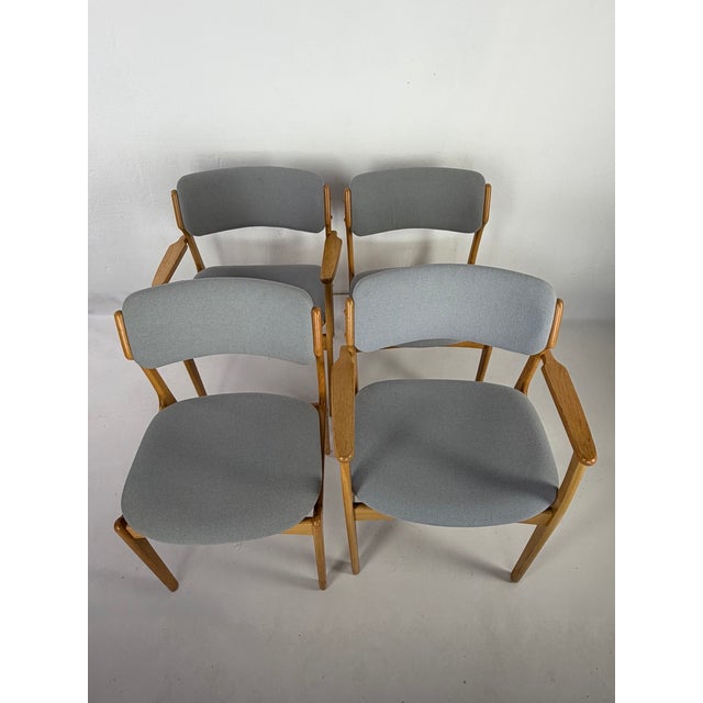Erik Buch Vintage Danish Oak Chairs by Erik Buch for Oddense Maskinsnedkeri, 1960s, Set of 5 For Sale - Image 4 of 11