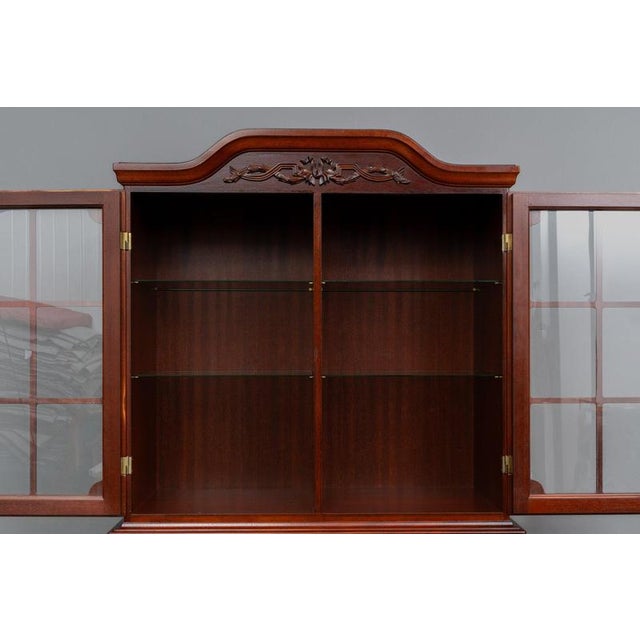 Antique Style Mahogany Display Cabinet, Late 20th Century For Sale - Image 11 of 18