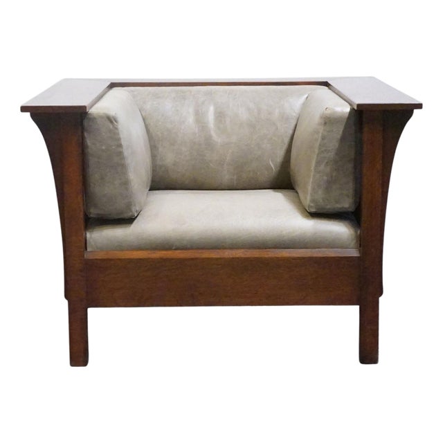 Stickley Furniture Solid Quarter Sawn Oak Mission Arts & Crafts Style 42" Accent Arm Chair For Sale