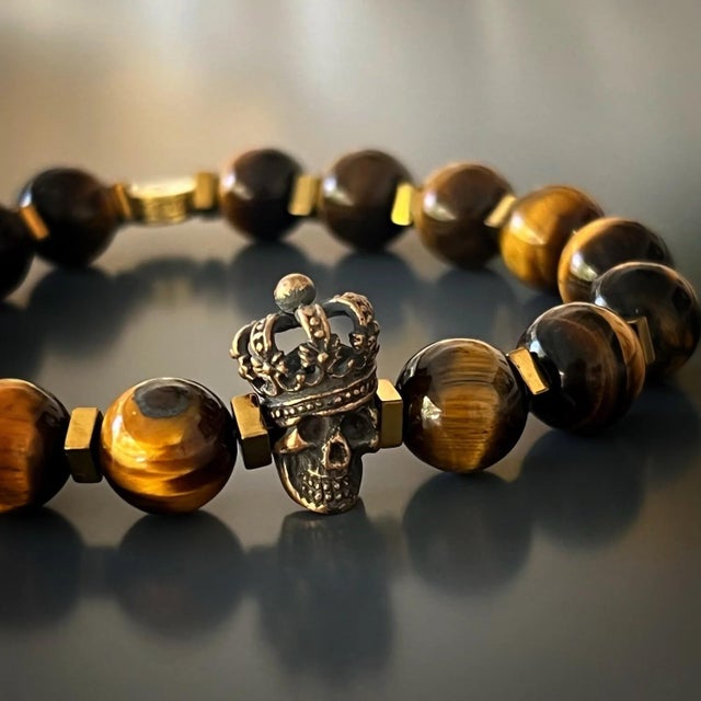 Early 21st Century Tiger's Eye Stone Beaded King Skull Charm Bracelet For Sale - Image 5 of 9