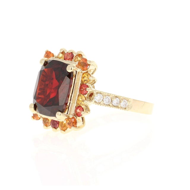 6.97 Carat Garnet Sapphire Diamond Yellow Gold Cocktail Ring For Sale - Image 4 of 6