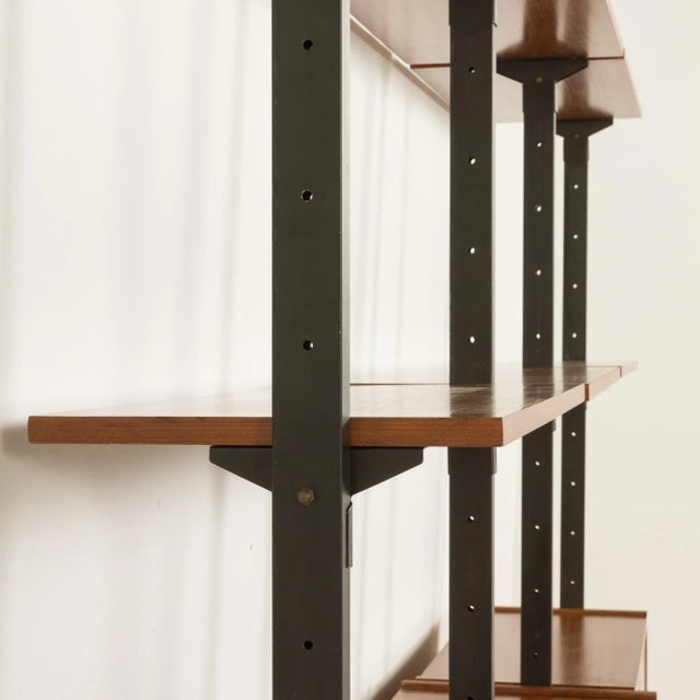 Mid-Century Modern Italian Floor-to-Celling Bookcase in the style of Franco Albini, Italy, 1960s For Sale - Image 16 of 18
