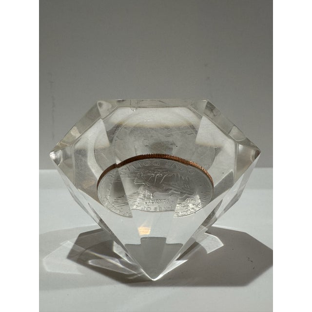 1970s 1971 Eisenhower Dollar Coin Encased in Faceted Lucite Acrylic Paperweight For Sale - Image 5 of 7