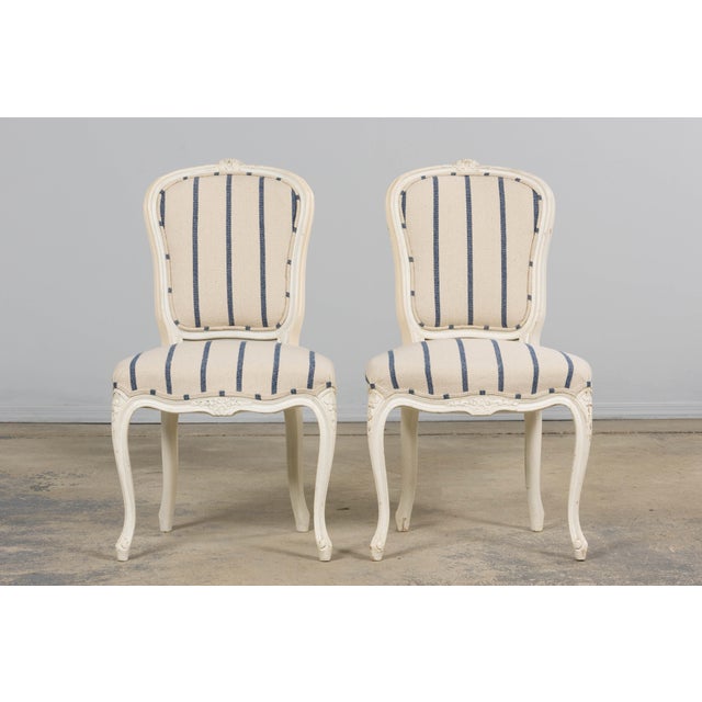 Antique French Louis XV Style Painted Provincial Dining Chairs in Striped Jacquard – Set of 8 For Sale - Image 4 of 18