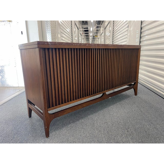 Broyhill Brasilia Fluted Walnut Room Divider / Credenza With Marble Top, Vintage 1960s, McM, Mid Century Modern For Sale In Naples, FL - Image 6 of 12