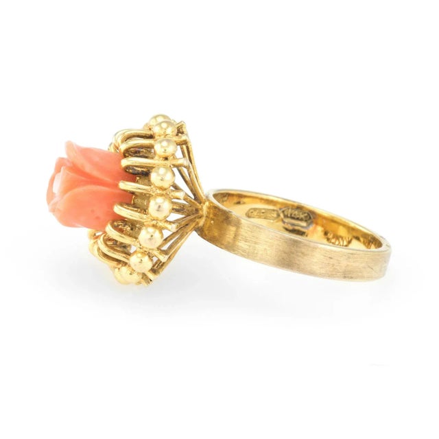 Mid 20th Century Vintage Carved Coral 14k Yellow Gold Cocktail Ring Size 6.25 For Sale - Image 5 of 7