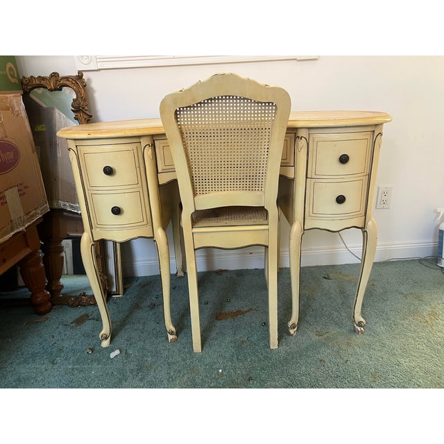 Wood Antique French Louis XVI Style Kidney Shaped Vanity or Writing Desk For Sale - Image 7 of 8