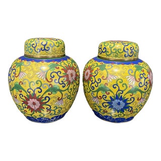 Pair of 19th Century Antique Chinese Cloisonné Jars For Sale