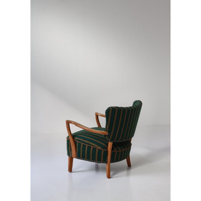 Danish Modern Lounge Chair in Oak & Traditional Danish Olmerdug Wool by Henning Kjærnulf, 1950s For Sale - Image 4 of 18