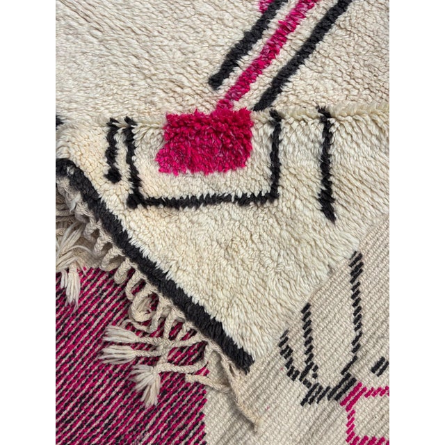 Cream Modern Colorful Moroccan Rug For Sale - Image 8 of 9
