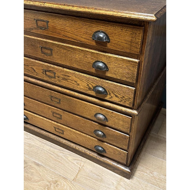 Vintage Chest of Drawers in Oak, 1930s For Sale - Image 10 of 11