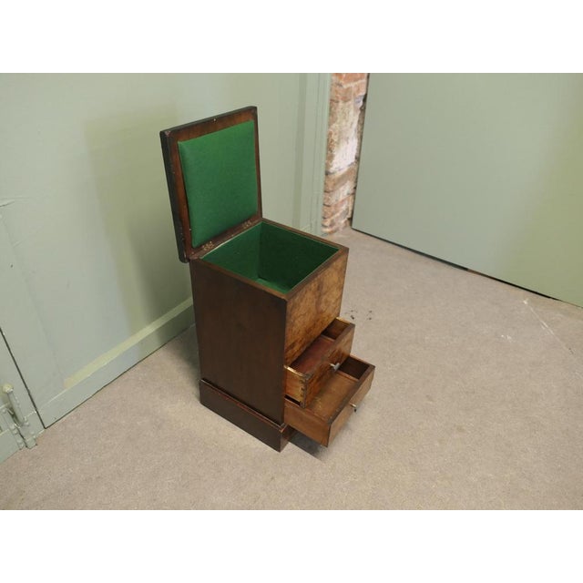 Art Deco Sewing Box Chest of Drawers in Walnut and Oak, 1930 For Sale - Image 6 of 7