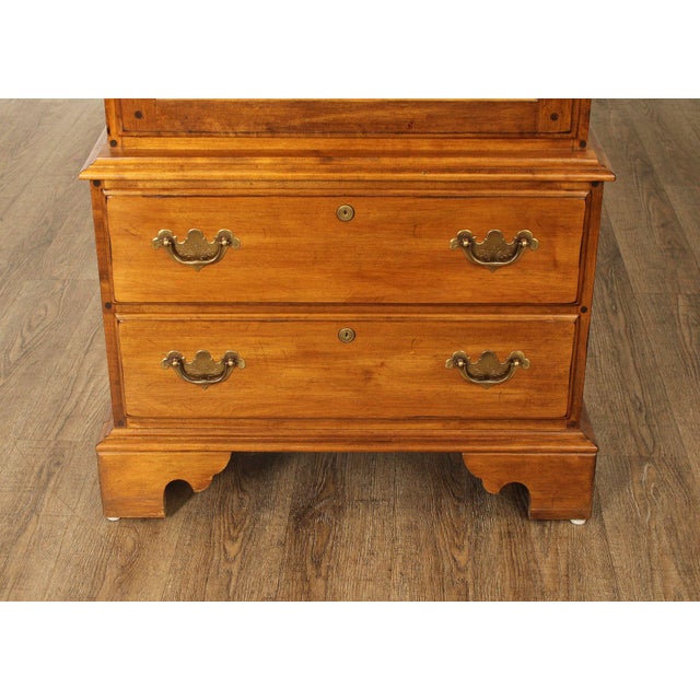 Ethan Allen 1776 Collection Maple Gun Cabinet For Sale - Image 13 of 18