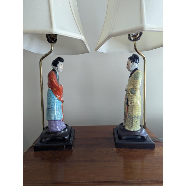 Chinoiserie Vintage Chinoiserie Table Lamps - Set of 2 For Sale - Image 3 of 9