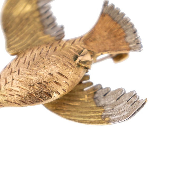 20th Century British 18k Three-Colour Gold Grouse Brooch, 1964 For Sale - Image 4 of 6
