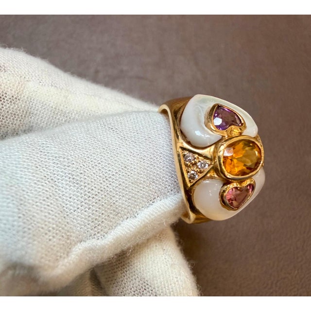 Diamond, Citrine, Blue Topaz Ring in 18 Karat Yellow Gold 7.9 Gm, Size 7 For Sale In New York - Image 6 of 8