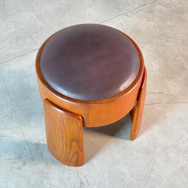 Sculptural Stools in Ash Wood and Leather by FORME, 2025, Set of 2 For Sale - Image 10 of 11