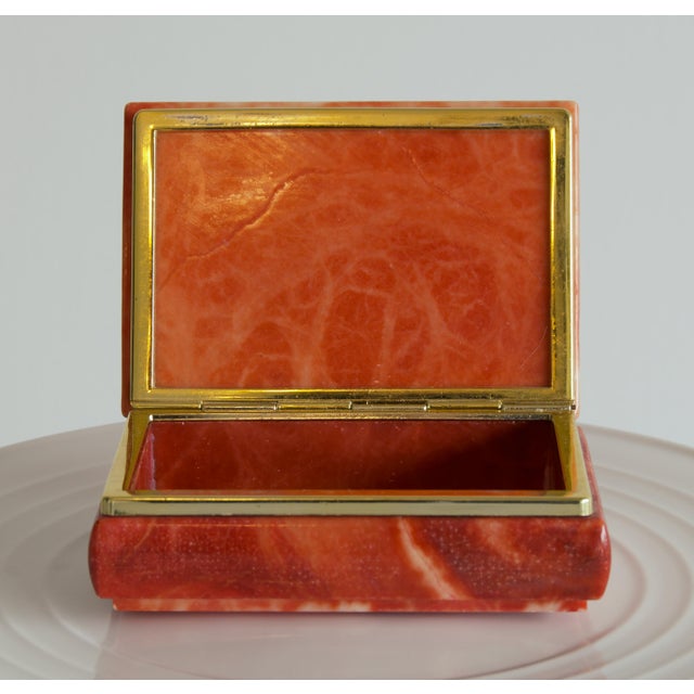 Hand Painted Italian Carved Alabaster Box With Brass Trim, Mid Century For Sale In Salt Lake City - Image 6 of 8
