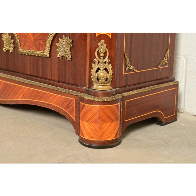Paul Sormani Style French Napoleon III Mahogany and Kingwood Marble Top Buffet Server or Bar Cabinet With Mounted Gilt Bronze Ormolu For Sale - Image 12 of 16