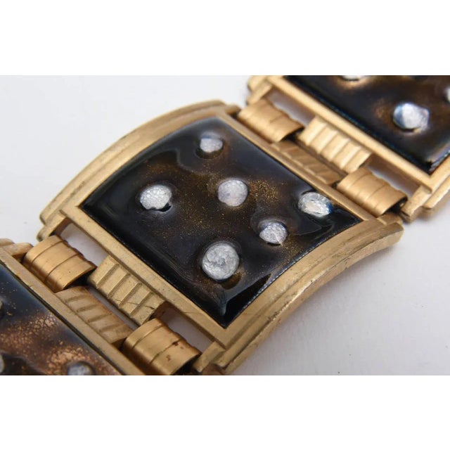 Gold Vintage White and Brown Enamel Gold Plated Abstract Dot Link Cuff Bracelet, 1950's For Sale - Image 8 of 8