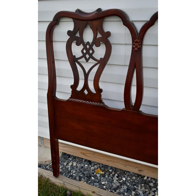 Chippendale Style Mahogany Twin Headboards Pair Carved Wood 1960s Set Vintage For Sale In Philadelphia - Image 6 of 12