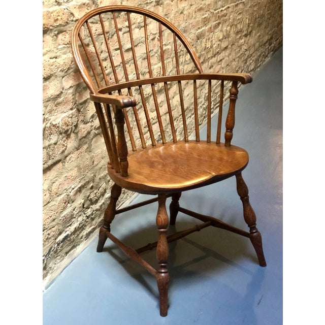 Pair of American Bow Back Oak Windsor Armchairs Early 1900s For Sale In Chicago - Image 6 of 12