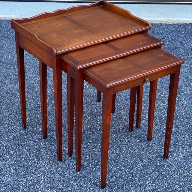 1950's HeritageHenredon Mahogany Nesting Tables Set of 3 Chairish