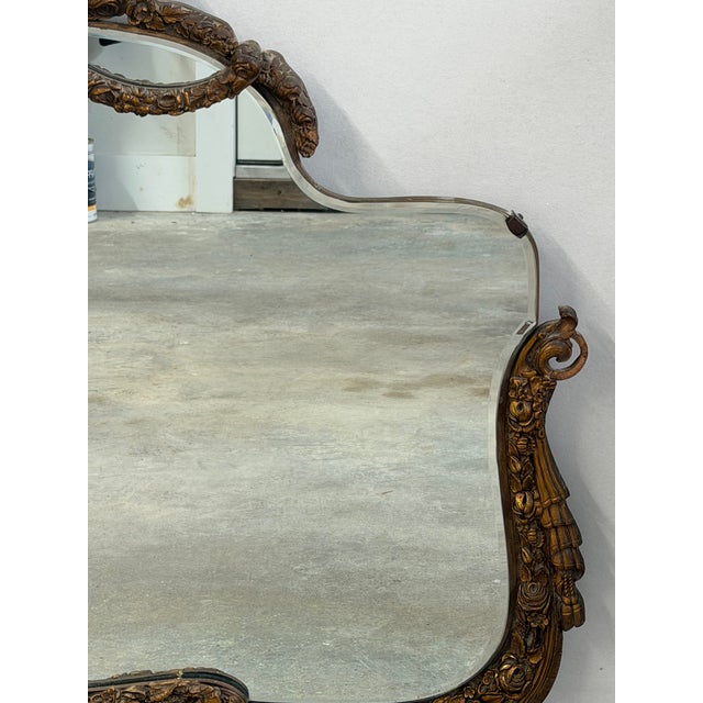 Mid-20th Century Mid-Century French Rococo Style Gilt Wall Mirror With Romantic Courting Couple Porcelain Plaque For Sale In New York - Image 6 of 14