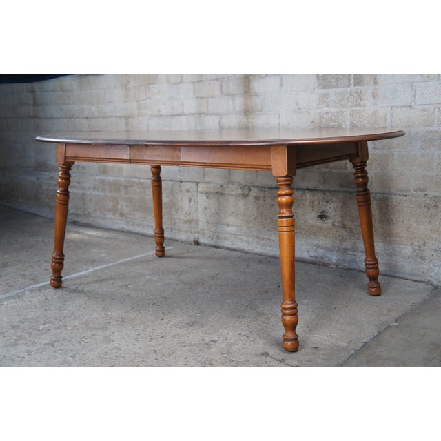 1960s Tell City Chair Co. Hard Rock Maple Colonial Style Round Extendable Dining Table For Sale - Image 6 of 13