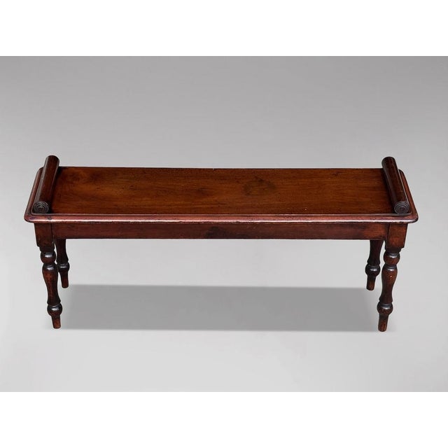 Fine Late 18th Century George III Period Mahogany Hall Bench This lovely late 18th-century, George III period mahogany...