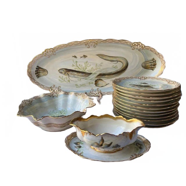 Antique 1898-1923 J & C Malmaison Bavaria Hand Painted Fisher Plates Set- 14 Pieces For Sale - Image 13 of 13