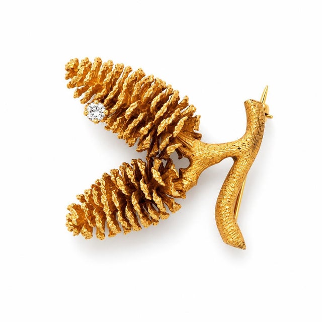 Vintage 14k Yellow Gold Textured Pinecone Diamond Brooch Pin For Sale - Image 4 of 8