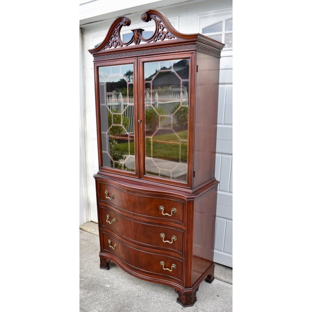 Vintage Chippendale Style Mahogany China Cabinet Hutch Serpentine Swan Neck For Sale - Image 12 of 15