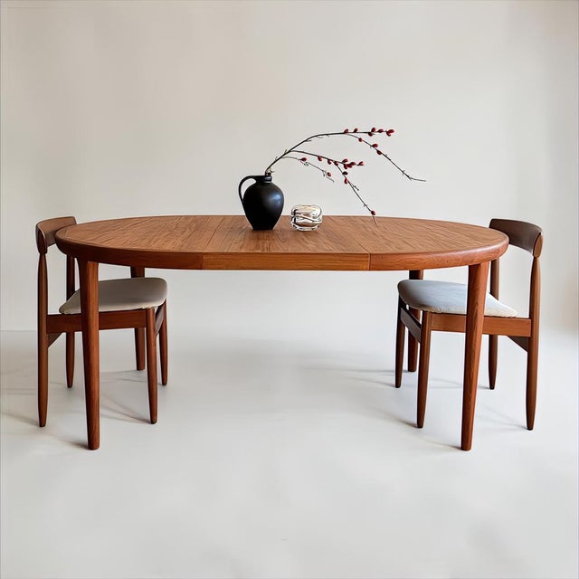 Ib Kofod-Larsen Danish Round and Oval Extendable Dining Table in Teak by Ib Kofod-Larsen for Faarup Møbelfabrik, 1960s For Sale - Image 4 of 18