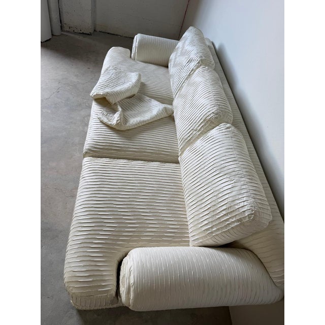 Vintage Century Furniture White Textured Fabric Three-Seater Sofa For Sale - Image 9 of 18