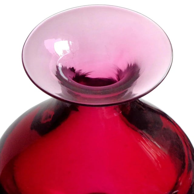 Mid 20th Century Vintage Seguso Vetri d'Arte Murano Sommerso Red Purple Alexandrite Italian Art Glass Flower Vase For Sale - Image 5 of 7
