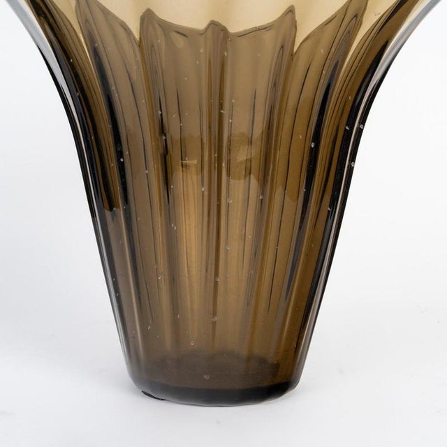2000 - 2009 20th Century Smoky-Colored Vase from Daum Nancy For Sale - Image 5 of 7