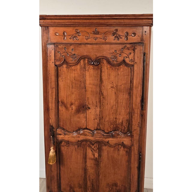 Cherry French Bonnetière, Circa 1820 For Sale In San Francisco - Image 6 of 10
