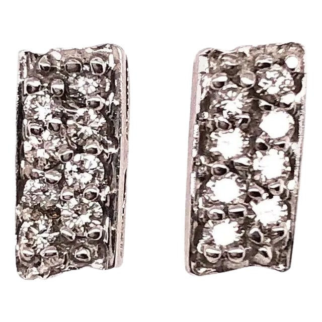 Button White Gold Earrings With 16 Diamonds For Sale