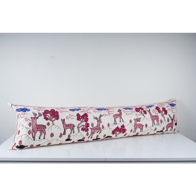 Uzbek Suzani Pillow Cover Elevate your home decor with our Turkish Suzani Pillow Cover, featuring exquisite vintage Uzbek...