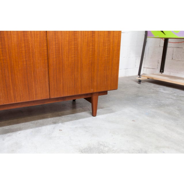 Scandinavian Teak Wardrobe by Eric Grinwis Holland, 1960s For Sale - Image 15 of 18