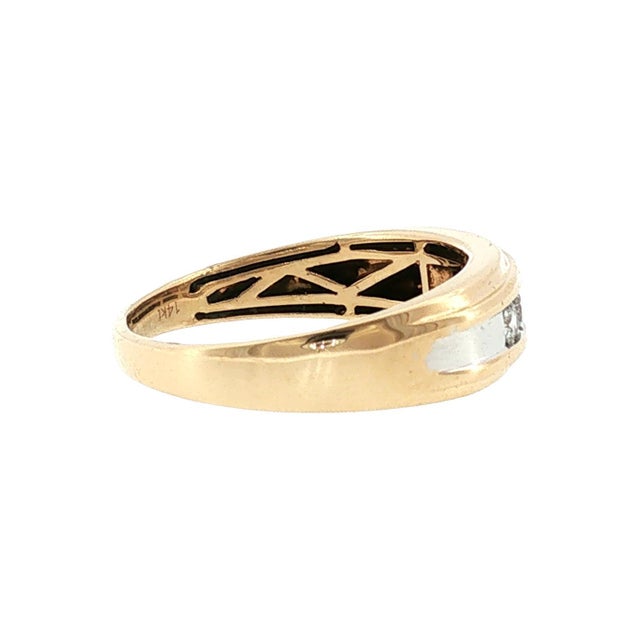 Modern Late 20th-Century 14 Karat Two Tone 5 Diamond Men's Wedding Ring, Size 12.25 For Sale - Image 3 of 4