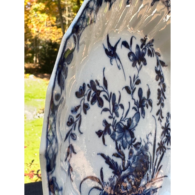 Antique Worcester Hollow Rock Lily Fluted Dish, 18th Century For Sale - Image 9 of 16
