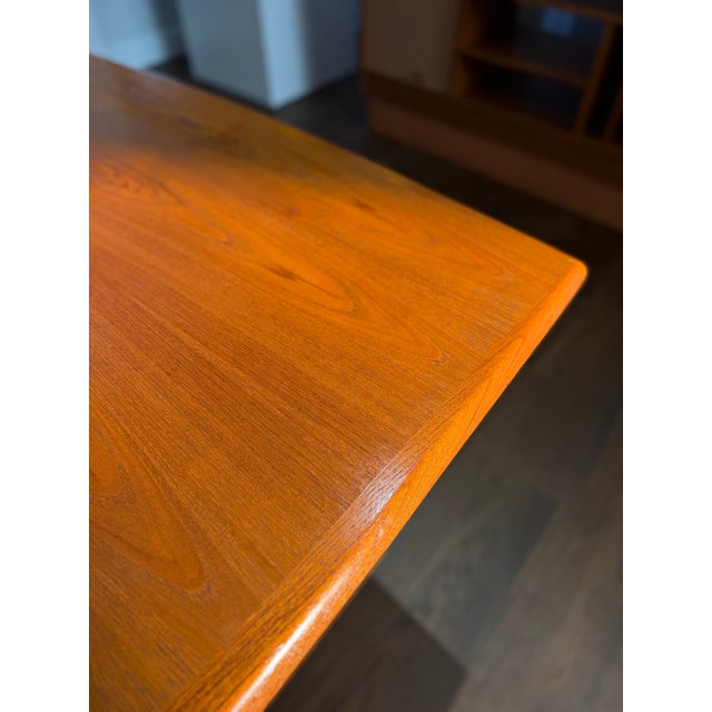Danish Modern Teak Expanding Dining Table by Nordisk Furniture, Denmark – Self-Storing Leaves For Sale - Image 14 of 18