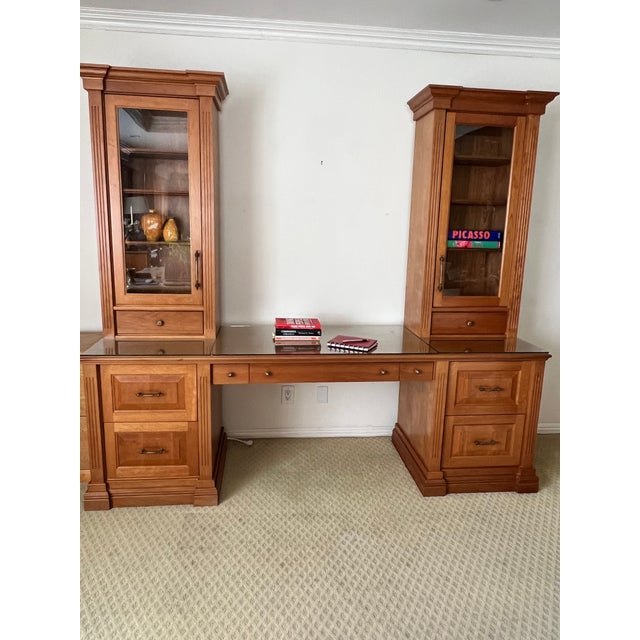 Large Architectural Executive Office Suite – Desk + Dual Display Towers + Matching Cabinet For Sale - Image 4 of 18