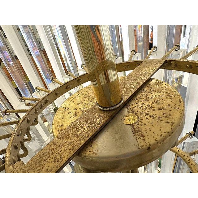1960s Mid-Century Modern Italian Style Spiraled Lucite 8-Light Chandelier For Sale - Image 14 of 18