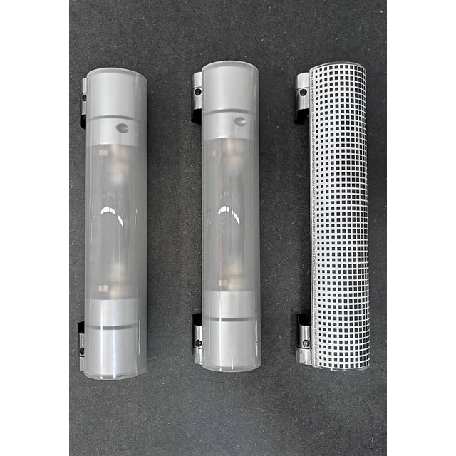 MiniTenso is a suspended lighting system designed to offer maximum design flexibility and advanced lighting performance....